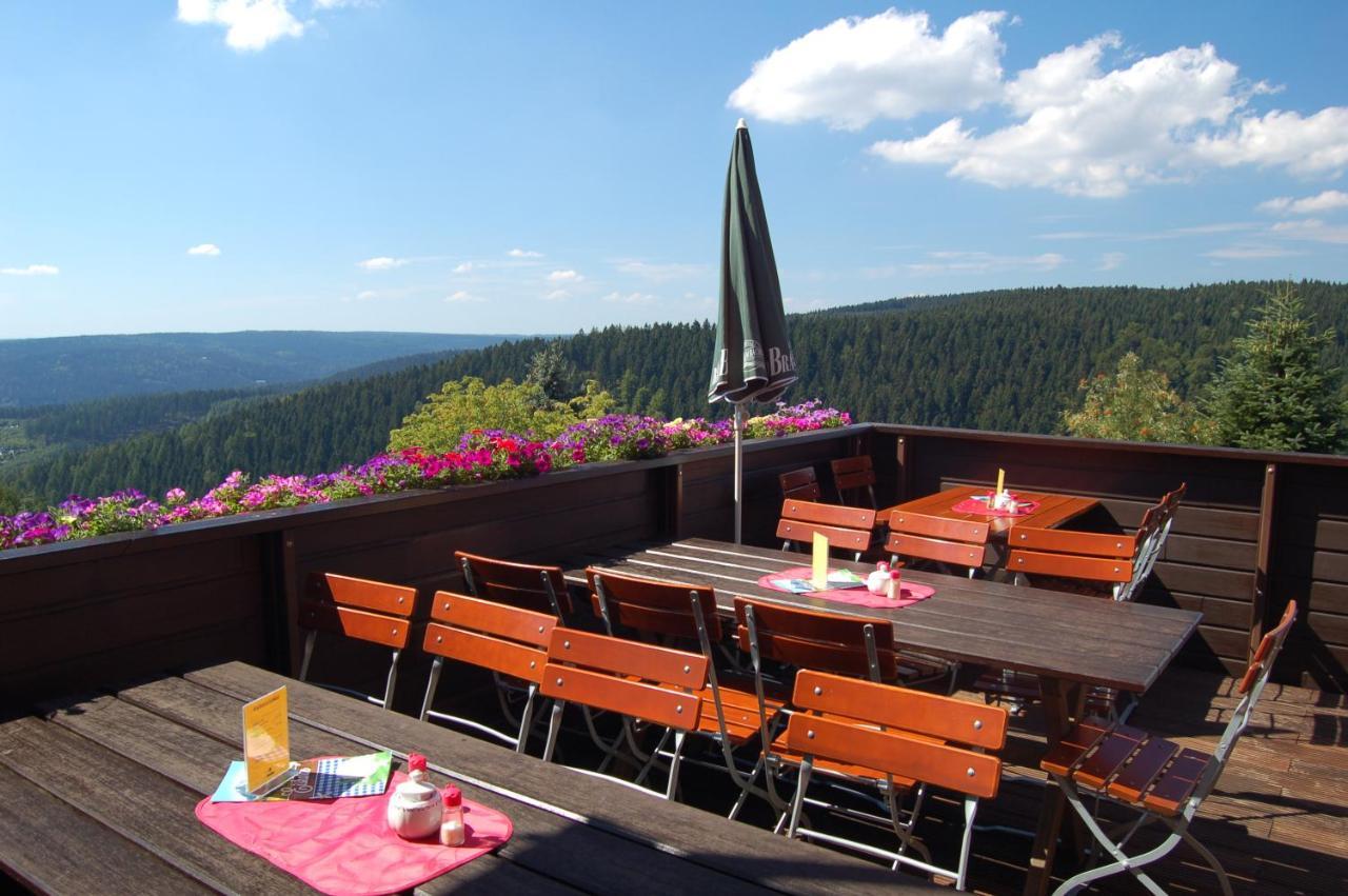 Berggasthaus & Pension Schoene Aussicht Клингенталь Экстерьер фото