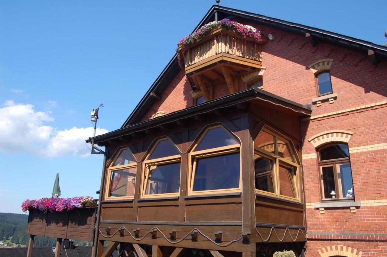 Berggasthaus & Pension Schoene Aussicht Клингенталь Экстерьер фото