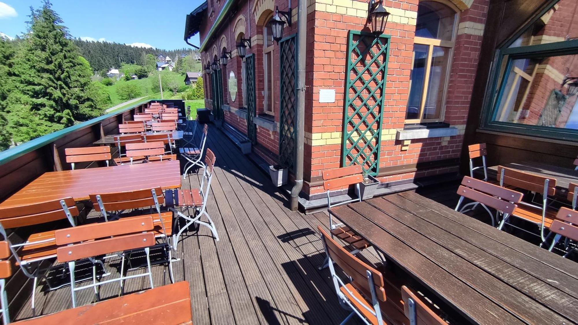 Berggasthaus & Pension Schoene Aussicht Клингенталь Экстерьер фото